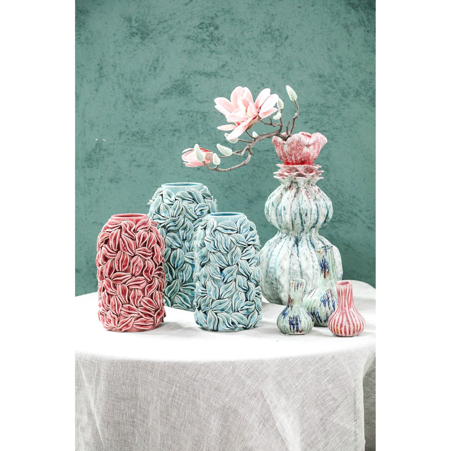 Vase – Blumenform Design, Keramik Material, Petrol Farbe, L – Tegain | PTMD