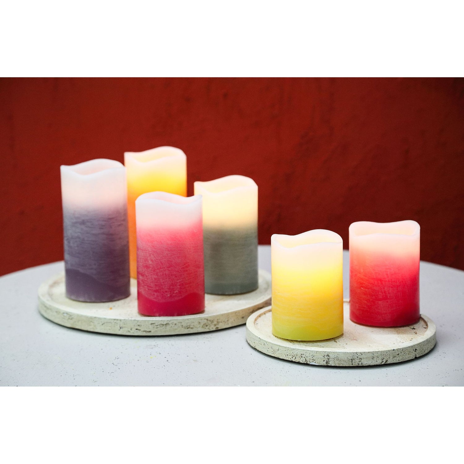 LED Kerze – Ombre Farbverlauf, Flackernde Flamme, Lila Oberfläche, Paraffin Kunststoff, S | PTMD