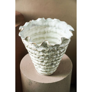 Pot – Irregular Shape, Ribbed Surface, Cream Color, Ceramic Material, XL – Nianh | PTMD