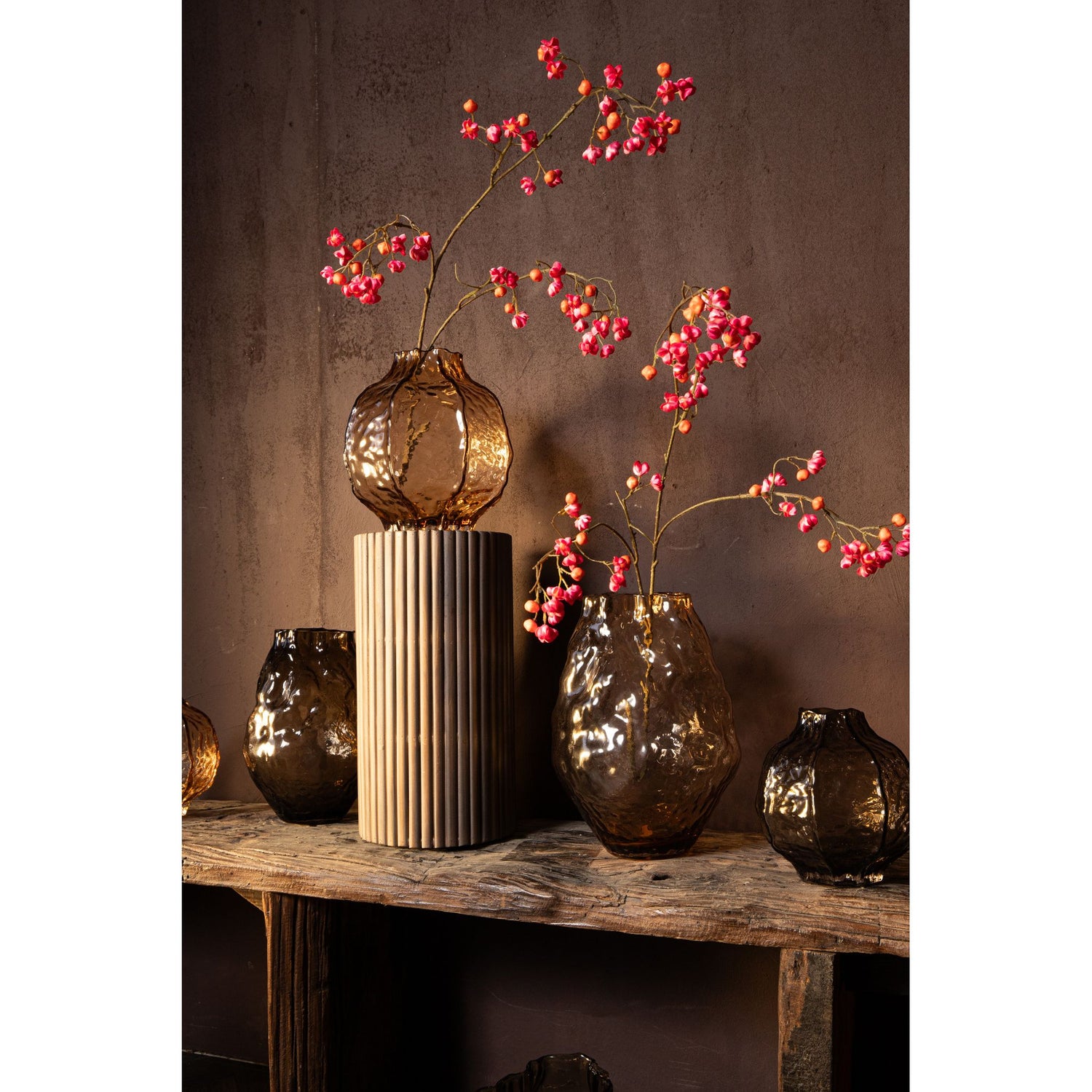 Vase – Cream-colored Glass, Round Shape, Textured Surface, S – Narin | PTMD