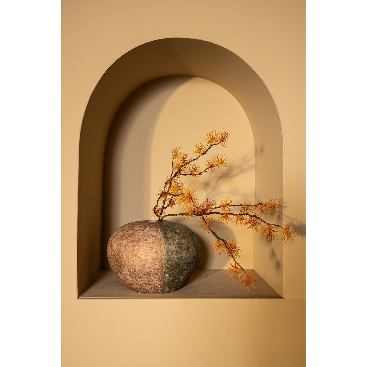 Vase – Graufarbe, Halb Braun, Runde Form, Zement, M – Chareece | PTMD