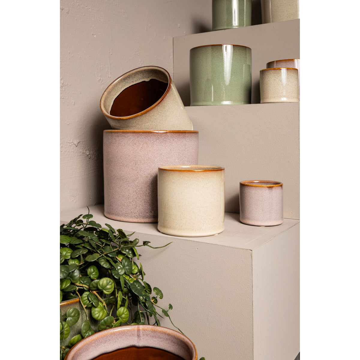 Topf - Keramik, Rundes Design, Glatte Oberfläche, Rosa, XL – Mary | PTMD