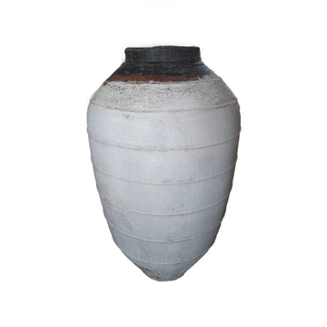 Pot - white surface, round shape, linear texture - Jinsu | PTMD