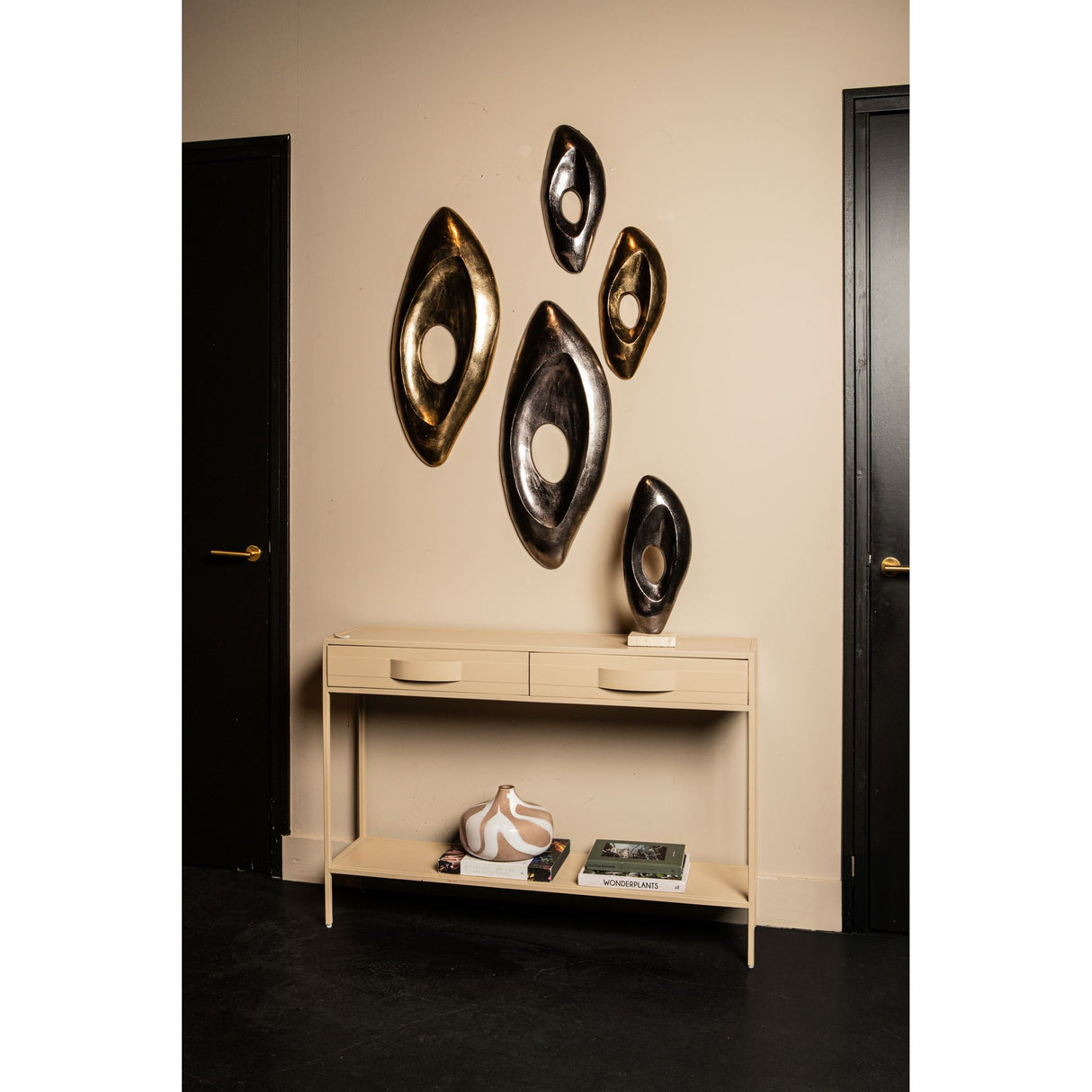 Beistelltisch – Schlankes Design, Klare Linien, Moderne Form – Acalia | PTMD