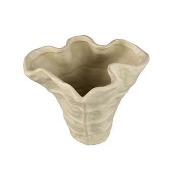 Flower Pot – Cream-colored Surface, Matt Finish, Wavy Shape, Stoneware, L – Reff | PTMD