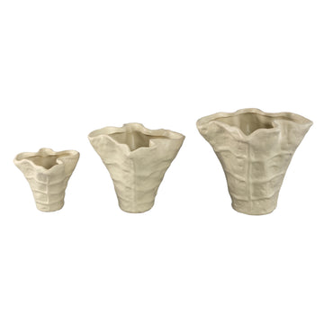 Flowerpot – Wavy Design, Ceramic Material, Cream Color, S – Reff | PTMD