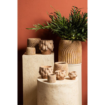 Blumentopf - Runder Zement, Wellenlinienmuster, Beige, XS – Tiera | PTMD