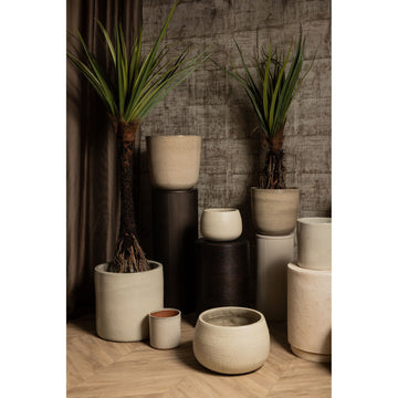Pot – Ceramic Material, Glazed Finish, Cream Finish – Wilsom | PTMD