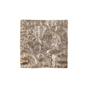 Wandpaneel aus gegossenem Aluminium in Goldoptik  mit rauer Oberfläche, quadratischer Form, L – Eogan | PTMD