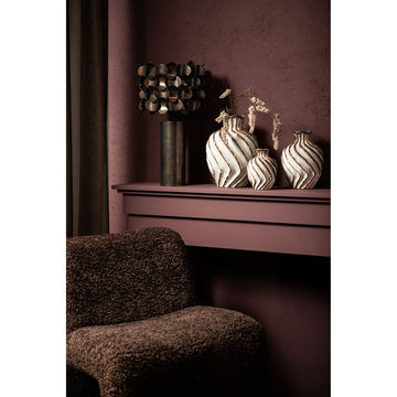 Tischlampe – Kreisdesign, Gebogene Form, Eisenmaterial, Schwarz – Jaye | PTMD
