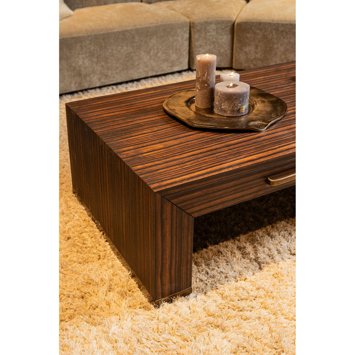 Couchtisch – Holzfurnier, Zwei Schubladen, Rechteckige Form, Braun – Tiess | PTMD