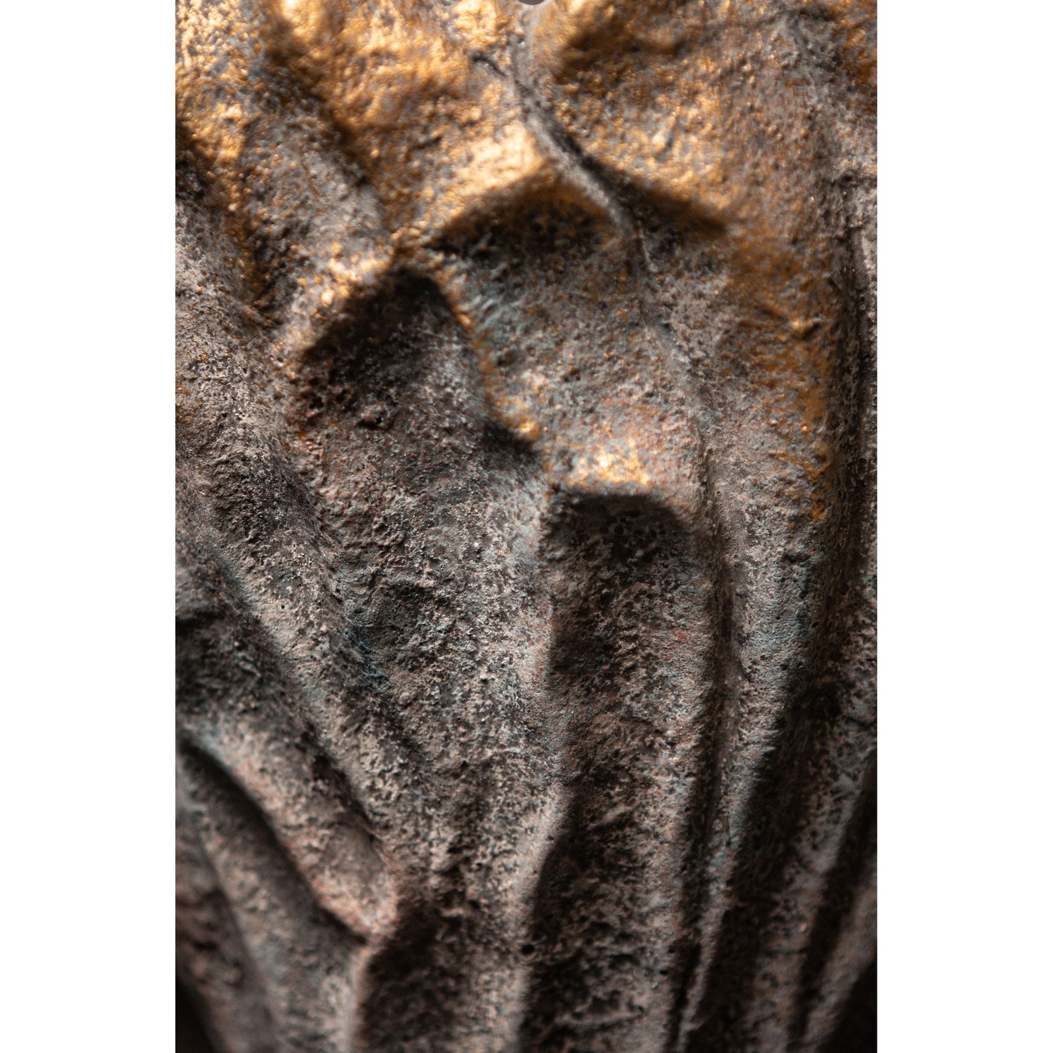 Vase – Grey, Wave Design, Cement Material, XL – Vakas | PTMD