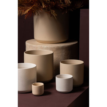 Blumentopf – Weiße Oberfläche, Runde Form, Keramik Material, M – Fatima | PTMD