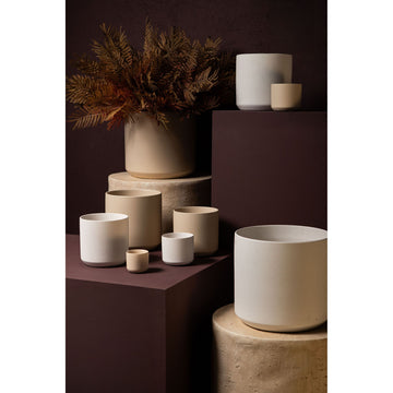 Blumentopf – Weiße Oberfläche, Runde Form, Keramik Material, M – Fatima | PTMD