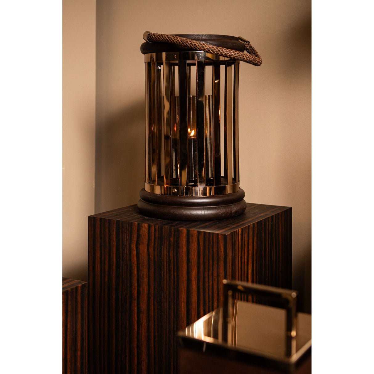 Lantern – Mango Wood Frame, Stainless Steel Structure, Bronze-Gold Finish, S – Sjorsh | PTMD