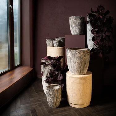 Flowerpot – Grey Surface, Marble Look Design, Ceramic Material – Miah | PTMD