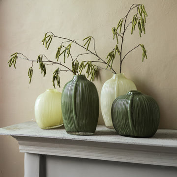 Vase – Cream Glass, Oval Shape, Ribbed Surface, Low – Jalisia | PTMD
