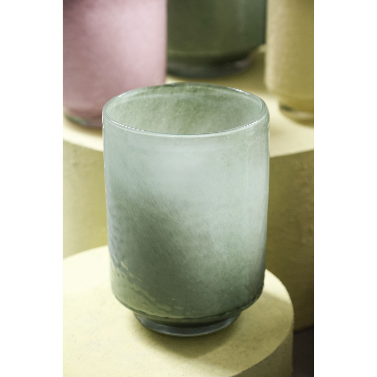 Vase – Mint Green Glass, Round Shape, Straight Foot, L – Hervy | PTMD