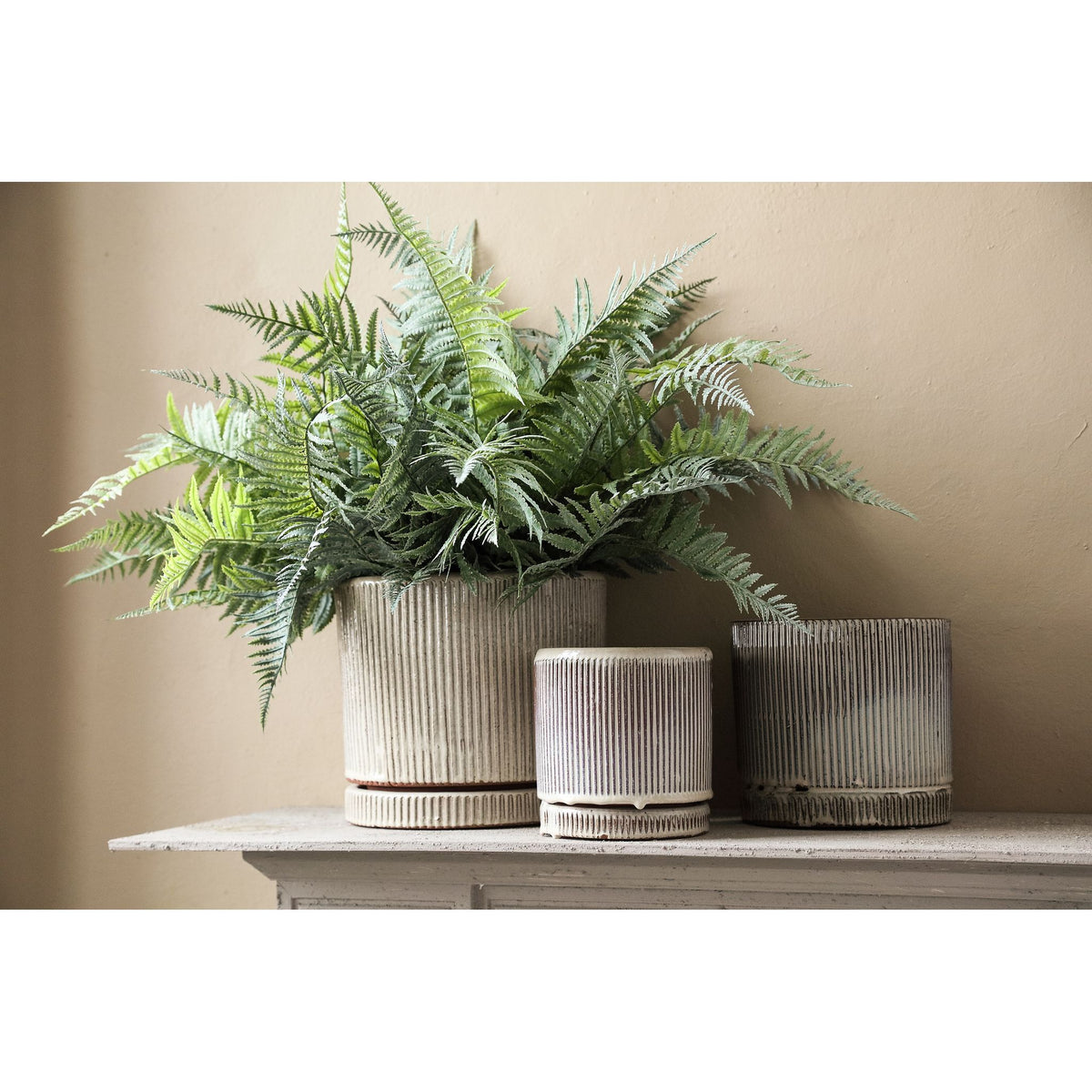 Pot – Ceramic Material, Ribbed Structure, Cream Colour – Meliya | PTMD