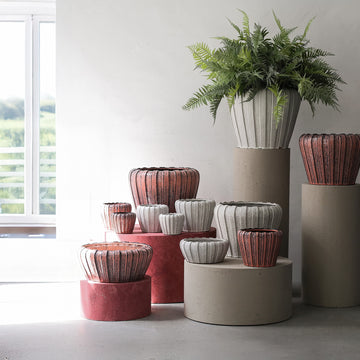 Pot - White color, Vertical ribbed structure, Round shape, Stoneware ceramic, XS - Mirei | PTMD