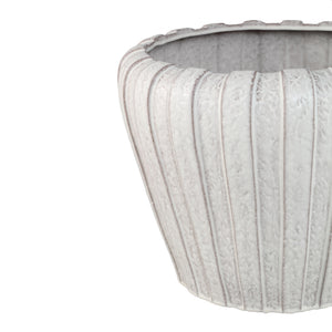 Pot – White color, Vertical ribbed structure, Round shape, Stoneware ceramic, L – Mirei | PTMD