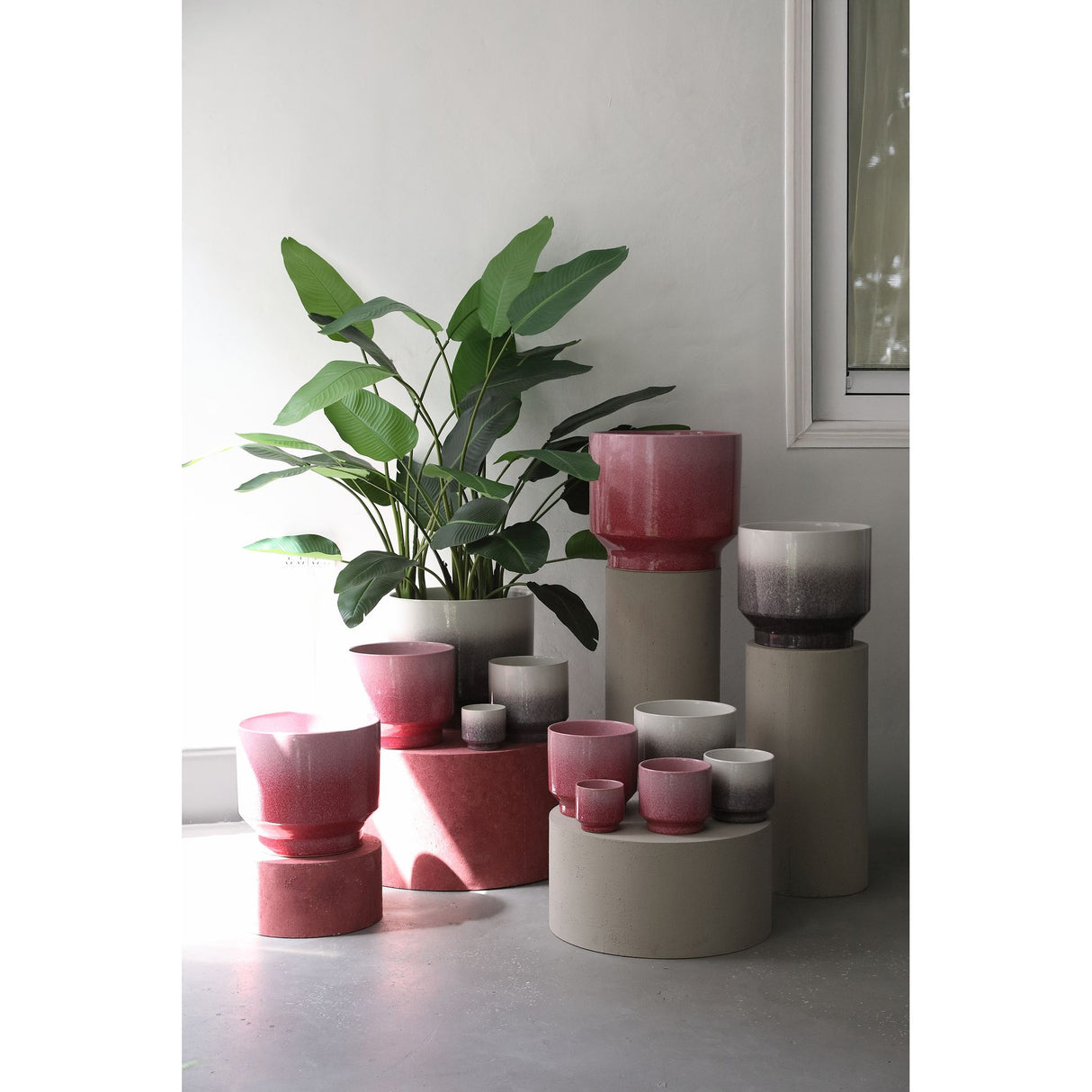 Pot – Light Brown Color, Ombre Finish, On Foot, Stoneware, XS – Kyer | PTMD