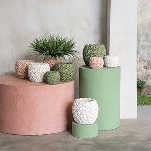Blumentopf – Runde Form, Zement Material, Blumen Muster, Grüne Oberfläche, S – Salia | PTMD