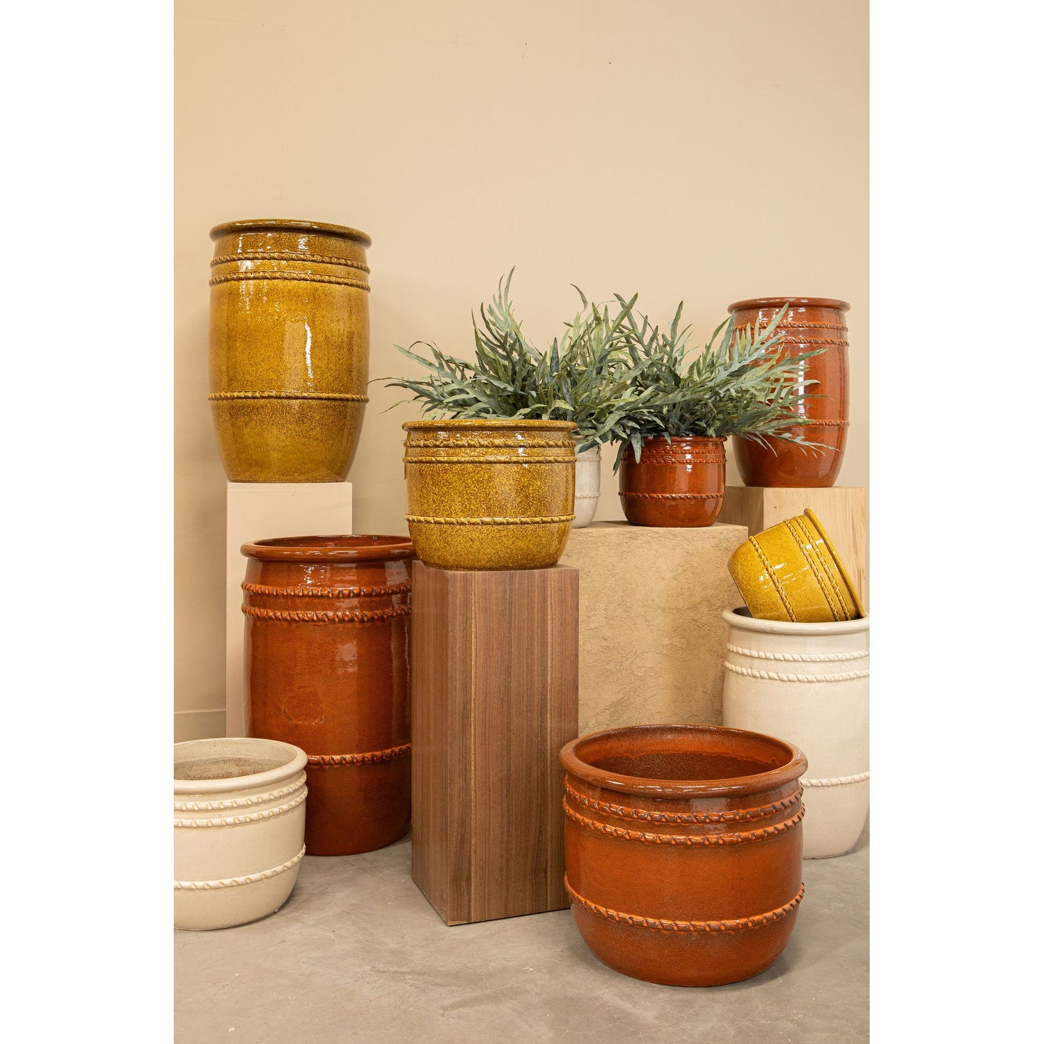 Pot – Terracotta Ceramic, Smooth Design, Orange, S, Low – Lilliah | PTMD