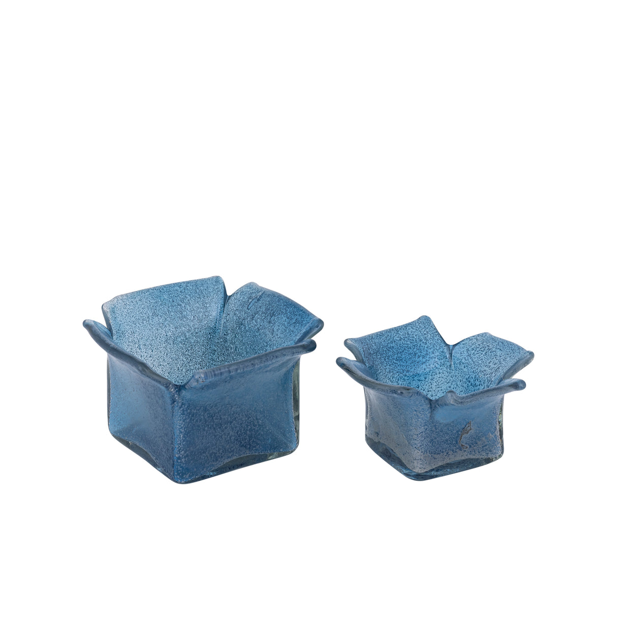 Teelichthalter aus massivem Glas mit glänzend blauer Oberfläche, organischer Form, stapelbar, L – Aliah | PTMD