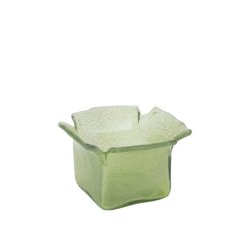 Teelichthalter aus Glas mit glänzend grüner Oberfläche, organischer Form, stapelbar, L – Aliah | PTMD