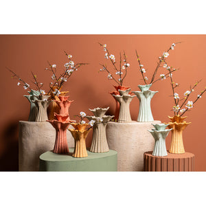 Vase – Cremefarbe, Blumenform, Dekoratives Design, Keramik, S – Ellodie | PTMD