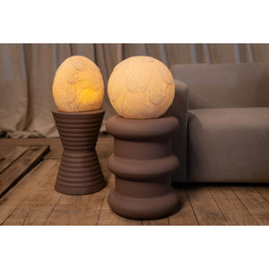 LED-Leuchte – Blumendesign, Runde Form, Kunststoffmaterial, Weiß – Hennah | PTMD