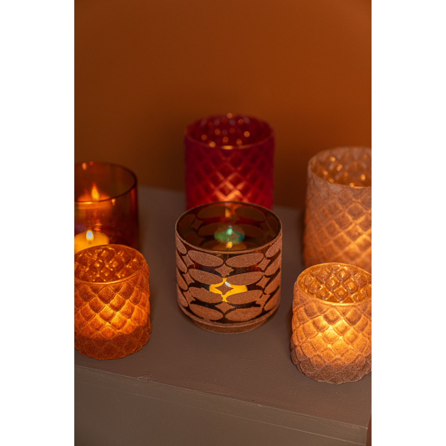 Teelichthalter – Beflocktes Design, Rundform, Glasmaterial, Orange – Nadara | PTMD