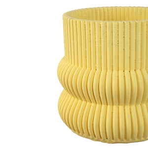 Blumentopf – Runde Form, Zement Material, Gerippte Struktur, Gelbe Oberfläche, M – Lucas | PTMD