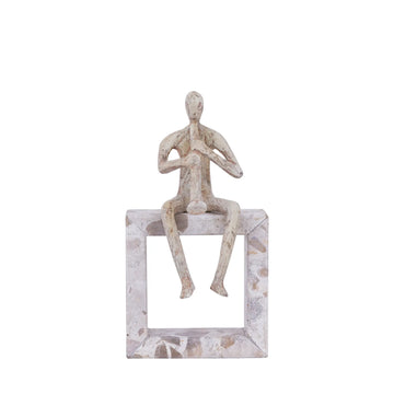 Statue – Trompeten Design, Aluminium Material, Beige, Marmor Basis – Aleria | PTMD