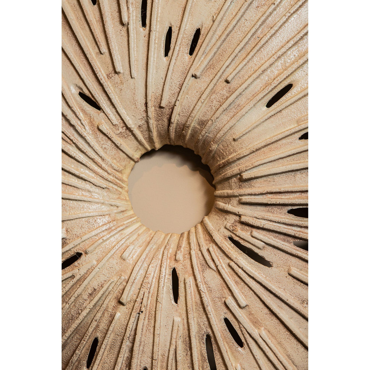 Beige Cast Aluminum Wall Panel with Organic Design, Open Look, L – Vija | PTMD