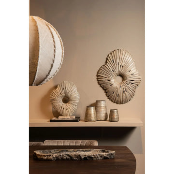 Statue – Organisches Design, Aluminium Material, Beige, S – Vija | PTMD