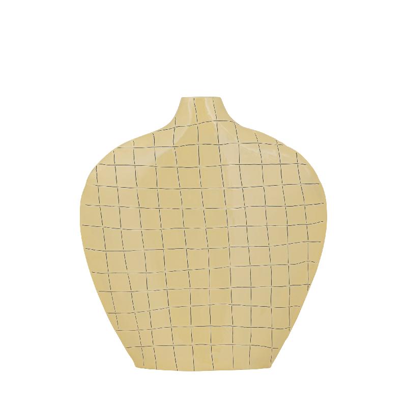 Vase made of iron in yellow with an oval shape, square pattern, M – Chelton | PTMD
