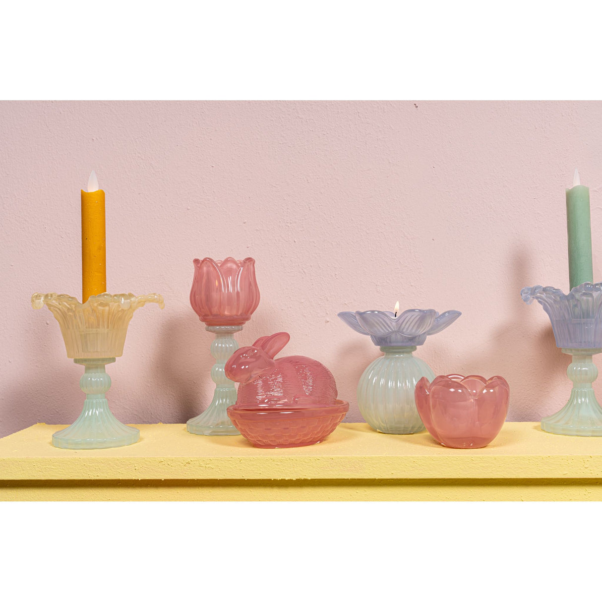Teelichthalter – Blumendesign, Fußform, Glasmaterial, Gelb – Leila | PTMD