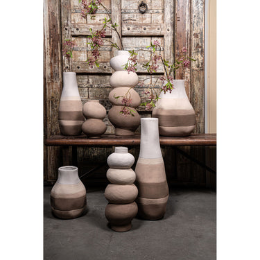 Vase – Rundes Design, Hellbraune Farbe, Keramikmaterial, L – Voni | PTMD