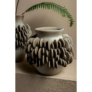 Vase – Keramik Material, Rundes Schuppenmuster, Runde Form, Hoch, S – Wina | PTMD