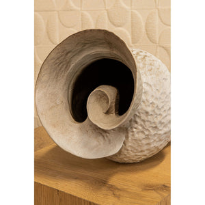 Vase – Keramik Material, Offenes Wirbelrand Design, Runde Form, S – Kery | PTMD