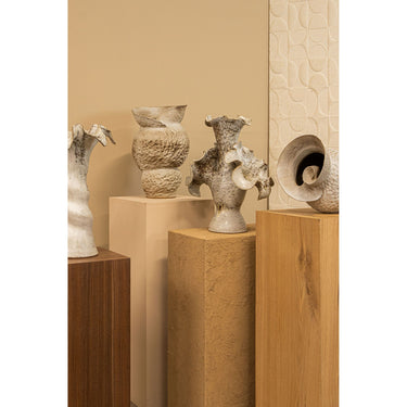 Vase – Keramik Material, Offenes Wirbelrand Design, Runde Form, S – Kery | PTMD