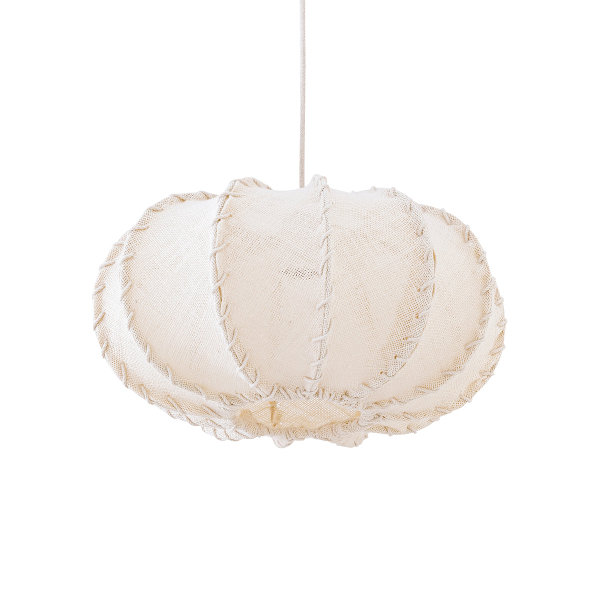 Pendelleuchte aus Jute und Eisen mit Cremeton und Flechtoptik in flachrunder Form, S – Myka | PTMD
