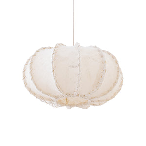 Pendelleuchte aus Jute und Eisen mit Cremeton und Flechtoptik in flachrunder Form, S – Myka | PTMD