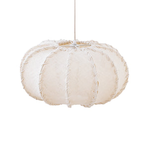 Pendelleuchte aus Jute und Eisen mit Cremeton und Flechtoptik in flachrunder Form, S – Myka | PTMD