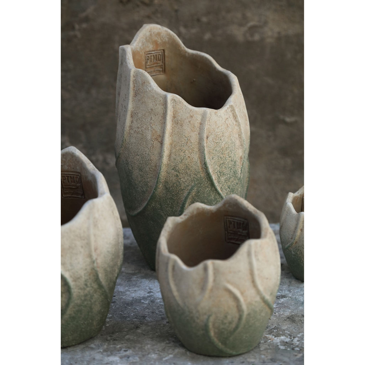 Flower Pot - Cement, Wave Pattern, Round Shape, Light Pink Color, M – Ryla | PTMD