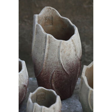 Topf – Wellen Design, Zement Material, Runde Form, Hellrosa, L - Ryla | PTMD