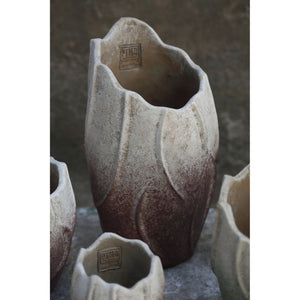 Topf – Wellen Design, Zement Material, Runde Form, Hellrosa, L - Ryla | PTMD