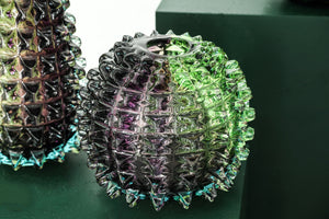 Vase – Massivglas, Grünes Finish, Stacheldesign, S - Yalexa | PTMD